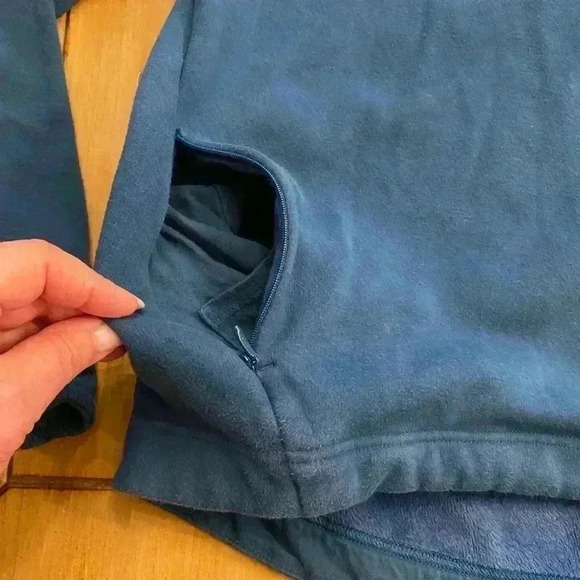 Athleta Womens Pullover Oversized Turtleneck Pockets Poly Cotton Thumb Holes M - Picture 10 of 12